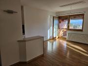 Neu sanierte 3 Zimmer Wohnung mit Küche und Balkon!