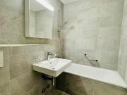 Neu sanierte 3 Zimmerwohnung mit Balkon und eigenem... Neu sanierte 3 Zimmerwohnung mit Balkon und eigenem...