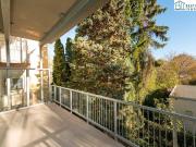 NEU SANIERTE Altbauwohnung mit Überdachter Terrasse