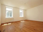 Neu sanierte Dreizimmerwohnung mit Balkon in den...