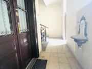 Neu sanierte Garconniere, vis a vis Park, zentral im 17....