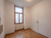 NEU+ Sanierungsbedürftige 1,5 Zimmer Altbauwohnung,...