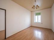 NEU+ Sanierungsbedürftige 2 Zimmer Altbau Wohnung