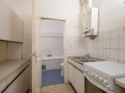 NEU+ Sanierungsbedürftige 2 Zimmer Altbau Wohnung mit...