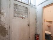 NEU+ Sanierungsbedürftige 2 Zimmer Altbauwohnung im...