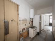 NEU+ Sanierungsbedürftige 2 Zimmer Altbauwohnung nahe...