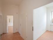 NEU+ sanierungsbedürftige 3,5 Zimmer Altbauwohnung