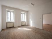 NEU+ Sanierungsbedürftige 3 Zimmer Altbau Wohnung großes...