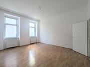 NEU+ sanierungsbedürftige 3 Zimmer Altbauwohnung,...