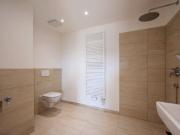 NEU+ Toll ausgestattete 3 Zimmer Altbau Erdgeschoss...