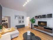 NEU+ Tolle möblierte 3 Zimmer Altbauwohnung in...