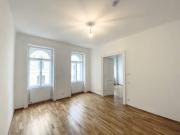 NEU! WG Geeignete 3 Zimmerwohnung in charmantem Altbau!