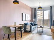 Neubau 2 Zi mit Freifläche, dazu schöner Ausblick über...