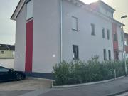 Neubau 4,5 Zimmer Wohnung mit Garten und Stellplatz in...