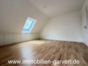 Neubau! Dachgeschoss Wohnung mit Balkon, Tiefgarage und...