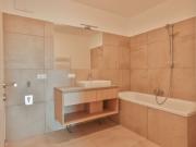 Neubau Erstbezug 3 Zimmer Wohnung in Krems Balkon und...