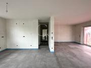 Neubau Erstbezug: 3 Zimmer Wohnung mit großzügiger Terrasse