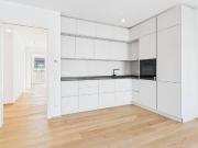 Neubau Erstbezug: Einmalige 3 Zimmer Wohnung mit 2...