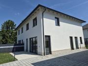 Neubau Tolle Doppelhaushälfte belagsfertig Neufelder See...