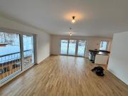 Neubau Wohnung mit Balkon, und Keller Seenähe