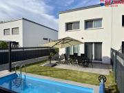 Neubauliebe – Haus mit ca. 117 m² und 2 Parkplätzen in...