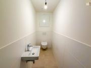 Neubauwohntraum mit Balkon in Baden!