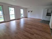 Neue 2 Zi Wohnung mit EBK und Garten in Steinbach/...