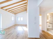 Neue 3.5 Zimmerwohnung, Südausrichtung