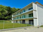 Neue, helle 3.5 Zimmer Wohnung mit grossem Garten