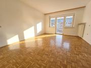 * * NEUE KÜCHE + NEUES BAD !. NÄHE TU INFFELD. WG...