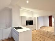 Neue Penthousewohnung in Sachsenhausen nahe dem Main