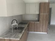 Neue Wohnung mit Balkon