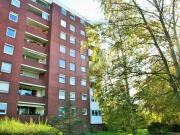 Neuer Preis. 2 Zimmer mit Balkon und Kellerraum. !