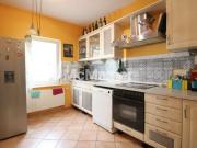 Neues Zuhause oder Kapitalanlage: Gepflegte 3 Zi WHG mit...