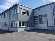 Neugeschaffenes Betriebsobjekt mit Hallen und Büros |...