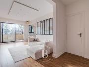 Neuilly Bois Dernier étage Appartement 2 pièces tout...