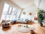 Neuilly Bois Dernier étage Bel immeuble ancien...