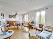 Neuilly Chézy / Place Sainte Foy Appartement 3 pièces...