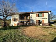 NEULISE PINAY. Maison Forézienne avec très belle vue sur...