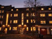 NEUSS FURTH: VOLLVERMIETETES 4 FAMILIENHAUS IN ZENTRALER...