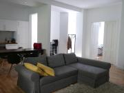 Neuwertig sanierte Altbau Wohnung mit Gartenterrasse zu...