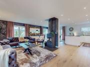 NEUWERTIG UND STILVOLL: 6.5 ZIMMER EINFAMILIENHAUS MIT...