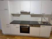 Neuwertige 2 ZIMMER Wohnung, Balkon 4,7m², extra...