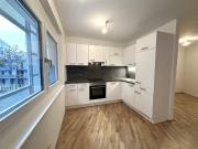 Neuwertige 2 Zimmer Wohnung mit Balkon direkt an der U2...