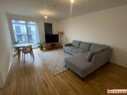 Neuwertige 2 Zimmer Wohnung mit Balkon und Stadtblick in...