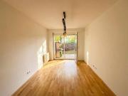 Neuwertige 2 Zimmer Wohnung mit Garten