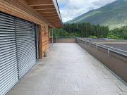 Neuwertige 3 Zimmer Dachgeschosswohnung mit 77m² Terrasse