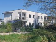 Neuwertige 3 Zimmer Wohnung mit Balkon in Top Lage!