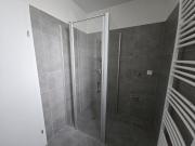 Neuwertige 3 Zimmer Wohnung mit Balkon in zentraler Lage...