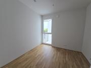 Neuwertige 3 Zimmer Wohnung mit Balkon in zentraler Lage...